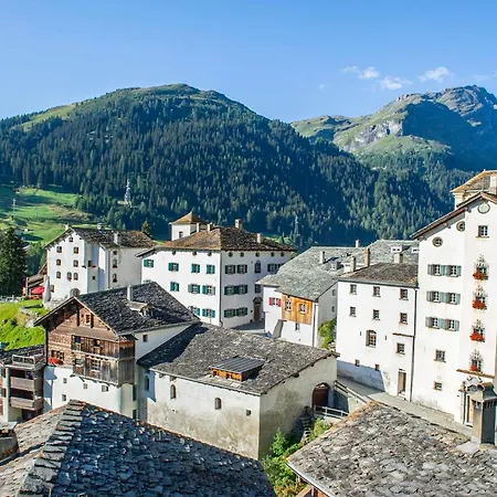 Von Schorsch Apartment Splugen